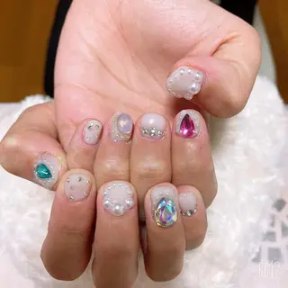 ネイル The Best Beauty受付担当のヘアスタイル