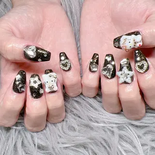 ネイル 個室ネイルサロンDolly  Girl〜ドーリーガール〜所属・DollyGirl KYOKOのネイルデザイン