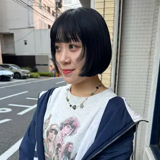 ショート カラー Lilu しずくのヘアスタイル