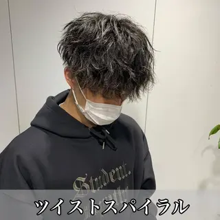 ショート パーマ ヘアアレンジ メンズ メンズパーマの達人 🌟川内絵人のヘアスタイル