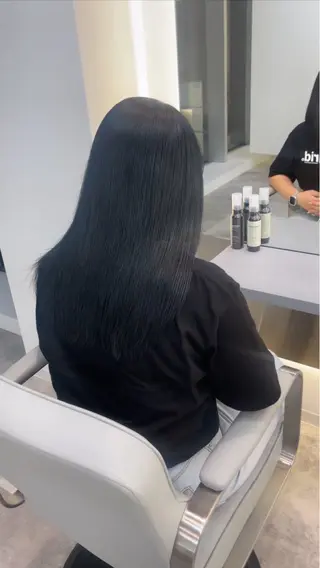 ロング カラー レイヤーカット🫧 🎀Tomoka🎀のヘアスタイル