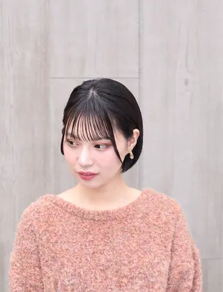 ショート hoNua. 栄/透明感カラーのヘアスタイル