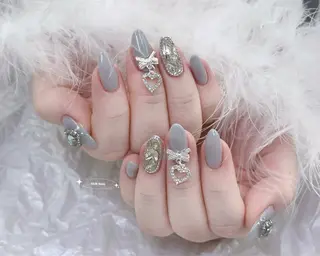 ネイル RINA 🤍のネイルデザイン