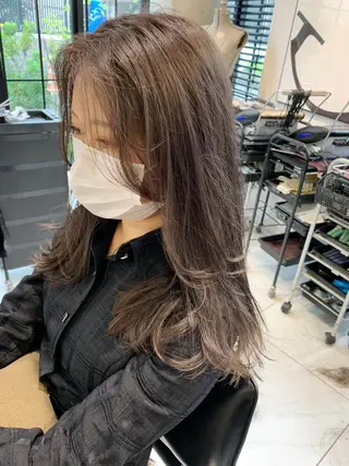 セミロング カラー TENELE所属・チバ タクミのヘアスタイル