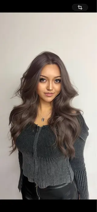 セミロング sara/名古屋 ／ハイトーンのヘアスタイル