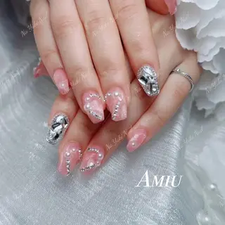 ネイル Queenie 🦋のネイルデザイン