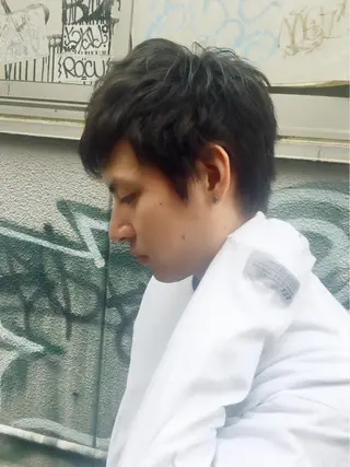 ショート メンズ ウルフカット／吉村 桃子のヘアスタイル