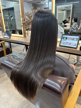 レイヤー✂︎ぷつボブ 艶カラー🤍noaのヘアスタイル