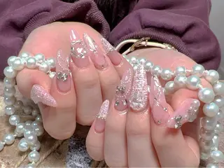 ネイル MOA NAIL所属・MoaNail🫶 Yoshiのネイルデザイン