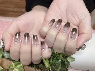 ネイル Ui_Amor (パラジェル)のネイルデザイン