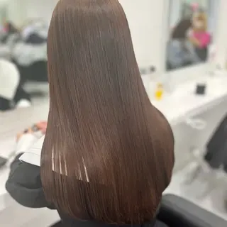 ロング カラー 🫧うる艶トレンド 🫧透明感カラーのヘアスタイル