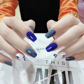 ネイル 🦋ネイルサロン ブラン🌈ゆりのネイルデザイン