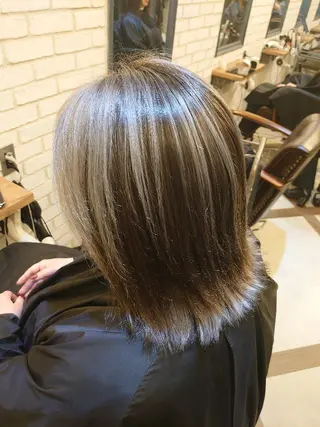 ミディアム ToRrent【トレント】所属・髪質改善ストレート. ハイライト(えか)のヘアスタイル