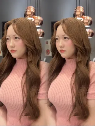 ロング 韓国ヘア/ブリーチ無 しWカラー/オリーブのヘアスタイル