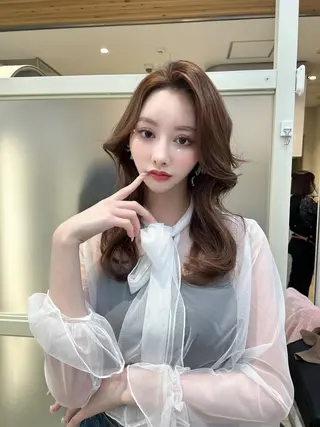 ミディアム 顔周り/透明感カラー /韓国ヘア/TAKUのヘアスタイル