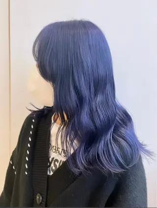 セミロング カラー ハッシュカット レイヤー池袋のヘアスタイル