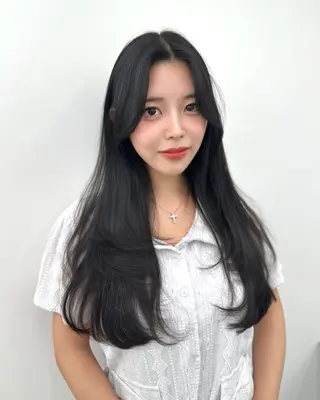 セミロング 前髪顔まわりカット 🌈中村海聖のヘアスタイル