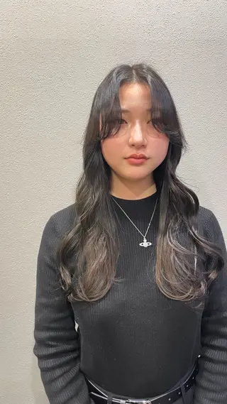 ロング カラー サクマ マナミ🎀のヘアスタイル