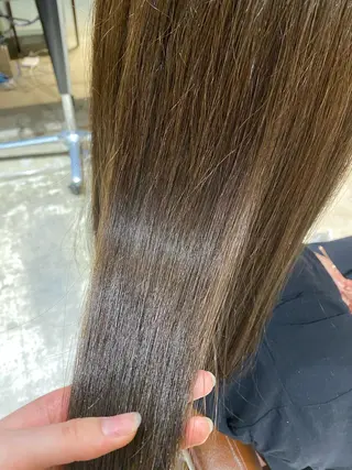 セミロング カラー 佐藤 悠衣/透明感 カラー/似合わせ前髪のヘアスタイル