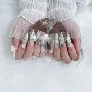 ネイル 𝐑𝐢𝐦𝐮𝐚 𝐍𝐚𝐢𝐥のネイルデザイン