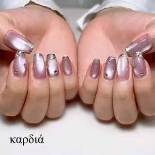 ネイル καρδιά -ｶﾙﾃﾞｨｱ-のネイルデザイン