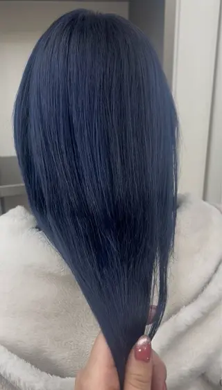 セミロング カラー ヘアアレンジ 🎀ハイトーン×艶髪 🎀さや 💜のヘアスタイル