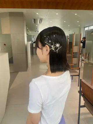 ショート ヘアアレンジ ブリーチ/レイヤー 🌻Mutsumiのヘアスタイル