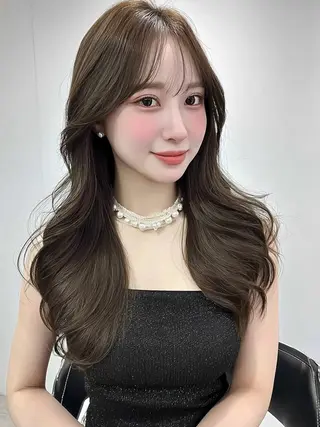 カラー 束感マツエク/ネイル / miri🎀のマツエク・マツパデザイン