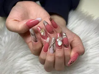 ネイル SOARE🤍 🤍のネイルデザイン