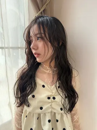 ロング 白築 怜実のヘアスタイル