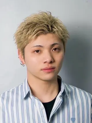 ショート メンズ 沖田 瑠音のヘアスタイル