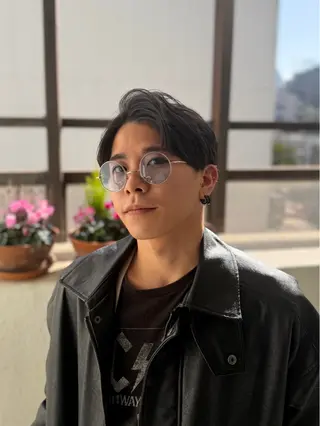 ミディアム メンズ Stazio 54の眉毛・アイブロウイメージ