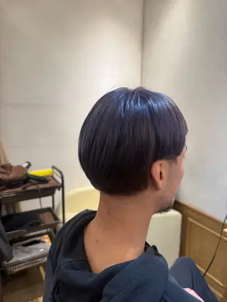 カラー メンズ 新宿三丁目💜 空陽💙のヘアスタイル