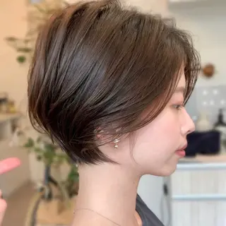 ショート 三澤 陽のヘアスタイル