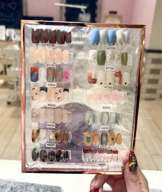 ネイル 長瀬 瑠霞のネイルデザイン