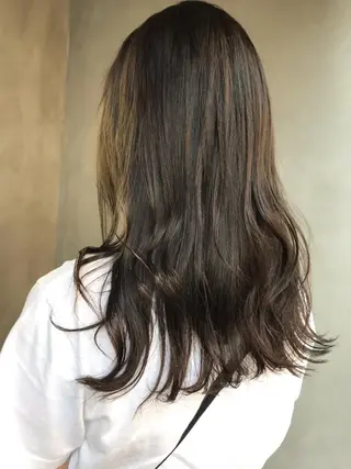 ロング カラー moi-meme.soe所属・タナカ リナのヘアスタイル