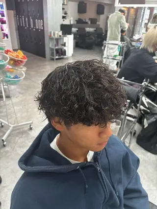 パーマ メンズ メンズ特化✨️ 韓国風パーマ🔥一八のヘアスタイル