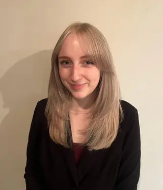 セミロング assort tokyo所属・無料カットモデル募集 ✨鵜澤 佑気のヘアスタイル