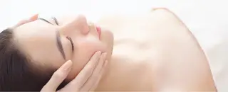 メンズ POLA岡山青江店所属・POLA岡山青江店 永島 希美のエステ・リラクイメージ