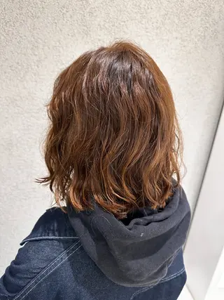 ミディアム 阿部 美咲のヘアスタイル