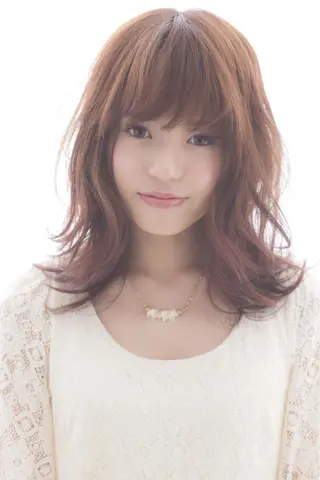 ミディアム カラー パーマ embrace エンブレイスのヘアスタイル