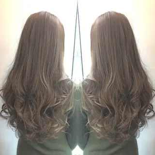 ロング カラー 吉本 yoshimotoのヘアスタイル