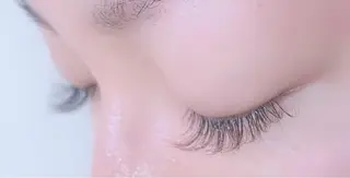 マツエク・マツパ FEERIE AVEDA ARIAKE所属・LUMIA/オーナー 西田わかばのヘアスタイル