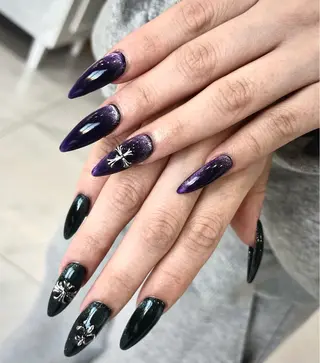 ネイル GRANDEUR焼津 MEI🪼のネイルデザイン