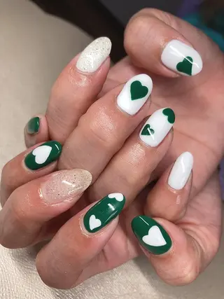 ネイル 𝐴𝑁𝑈𝐸 トラブル爪育成専門のネイルデザイン