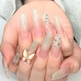 ネイル VOGUE ×SWANのネイルデザイン