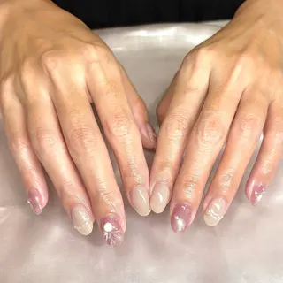 ネイル 小林 玲奈のネイルデザイン