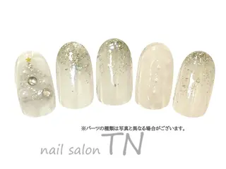 ネイル 中島 実穂のネイルデザイン