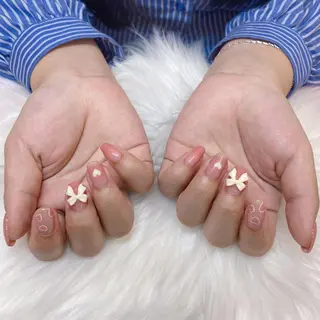 ネイル Elsias 詩織のマツエク・マツパデザイン