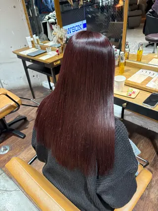 ロング 亀山 由里菜のヘアスタイル